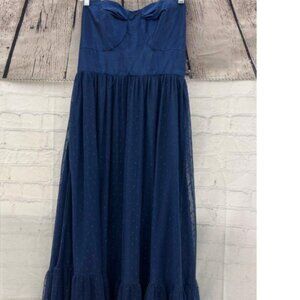 Anthropologie Hutch navy tulle skirt sweetheart neckline dress. Size 8.